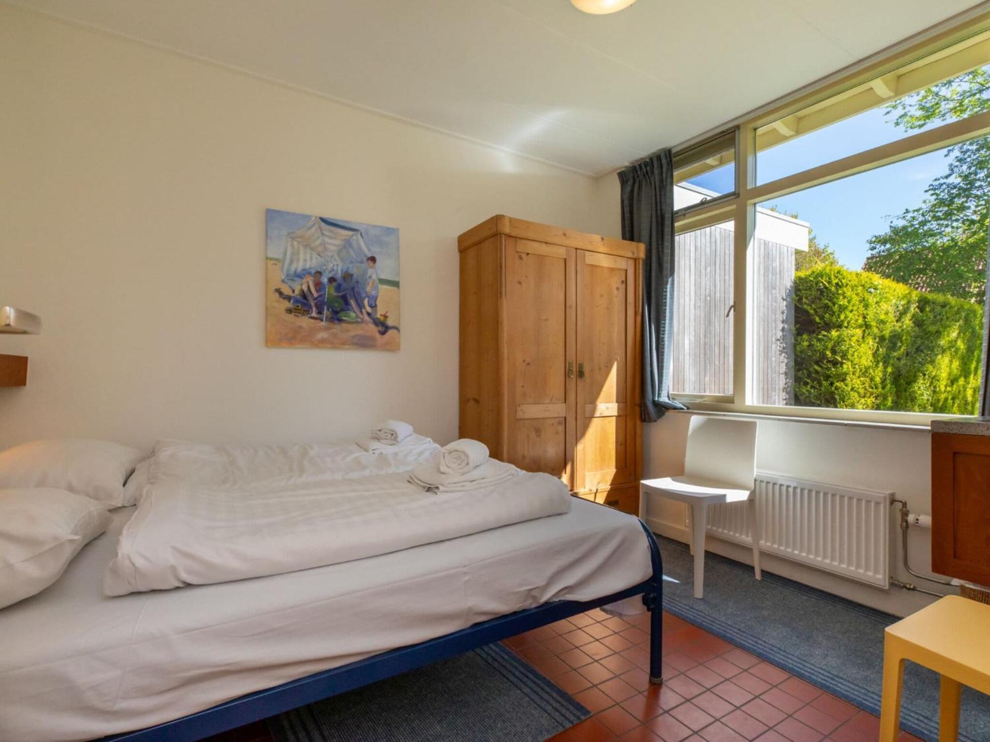 Vakantiehuis Beautiful With Garden Oostkapelle