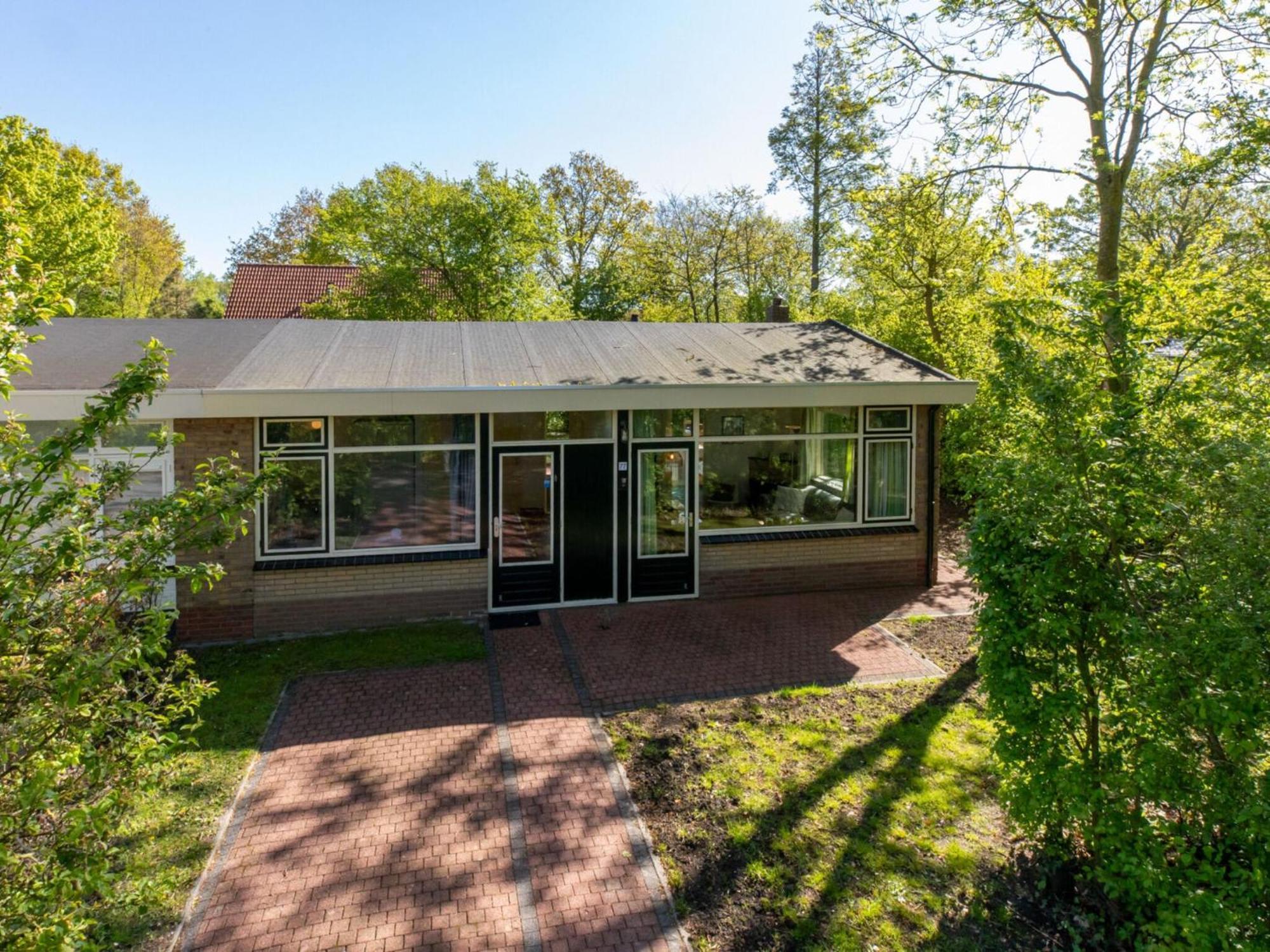 Vakantiehuis Beautiful With Garden
